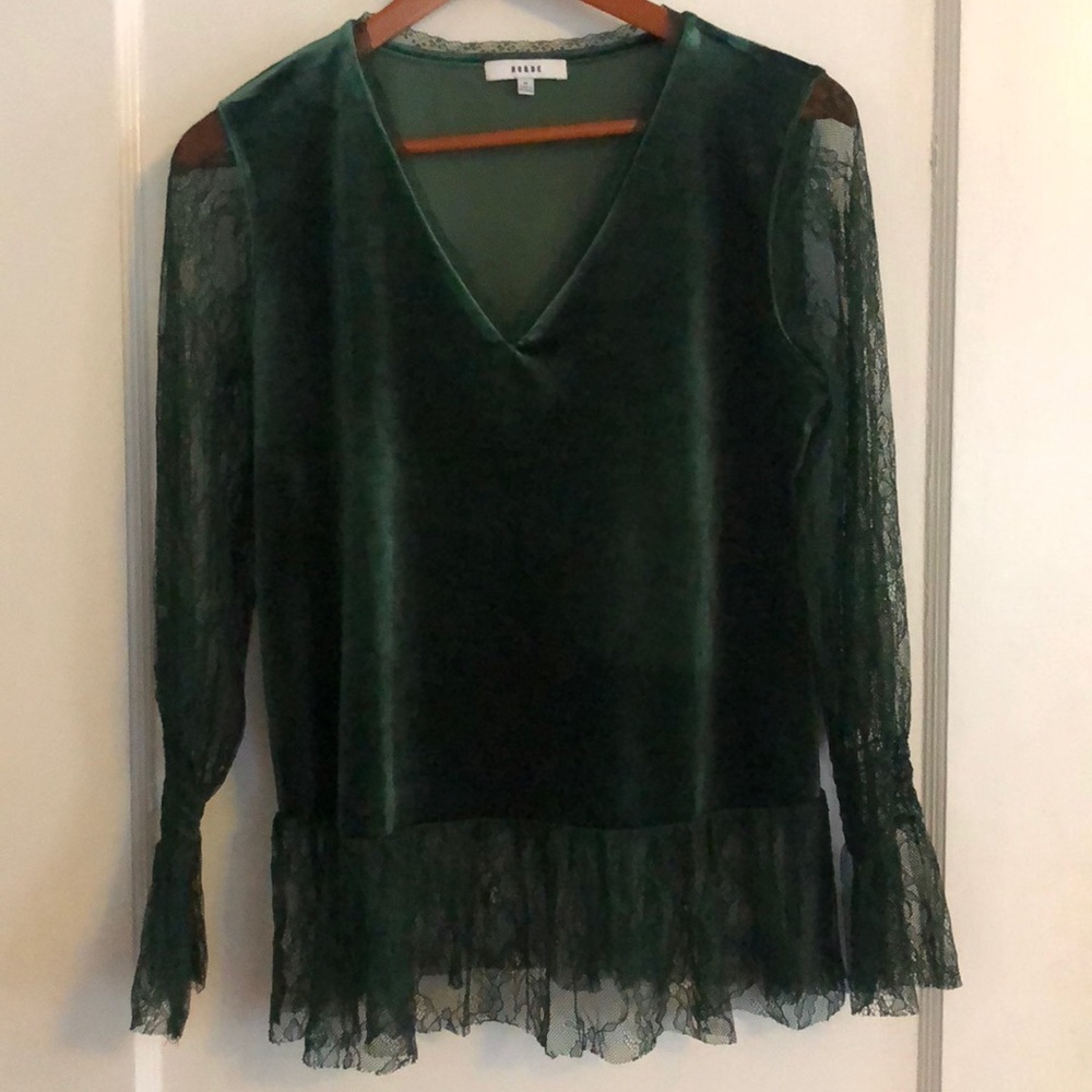 Ro & De Velvet Green Top